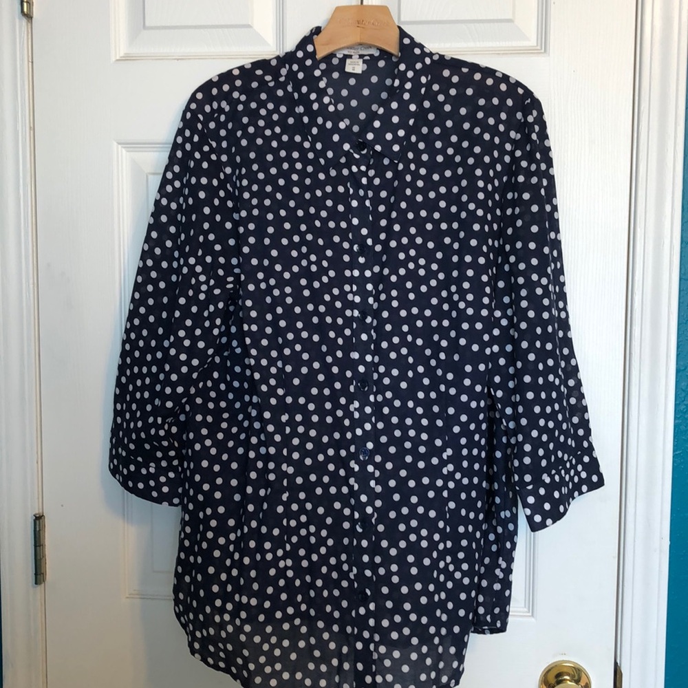 Size 1X Coldwater Creek blue/white dot blouse